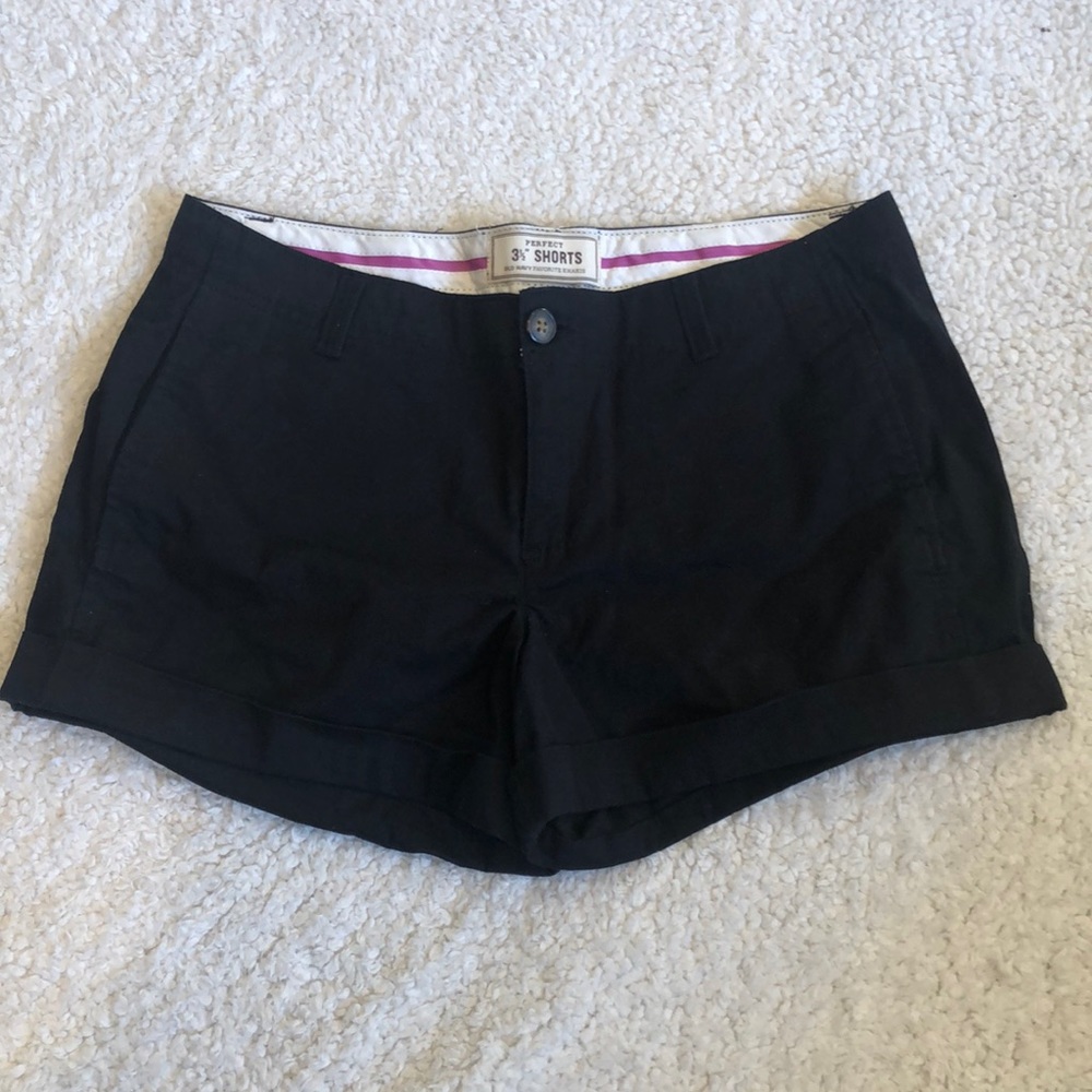 Old Navy Favorite Khaki Shorts